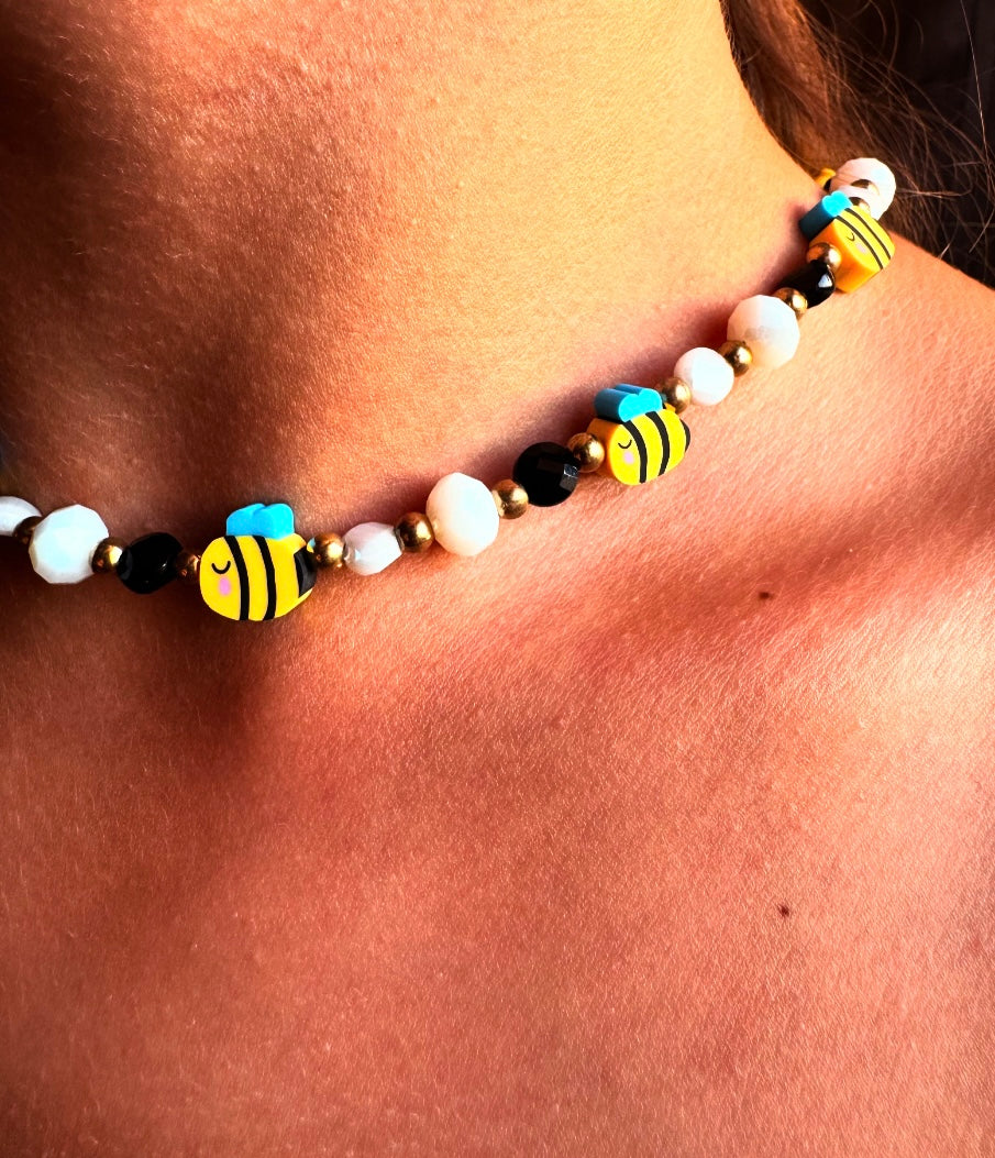 #bee 🐝 necklace